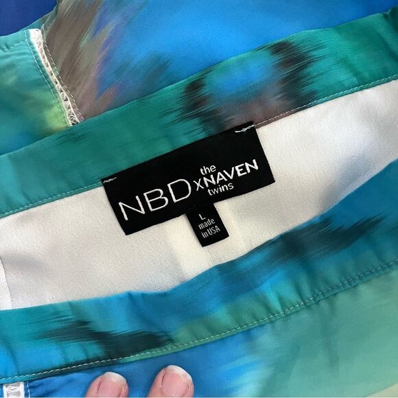 NBD X The Naven Twins Watercolor Crop Top & Skirt Set Size Large Blue Purple - Picture 7 of 7